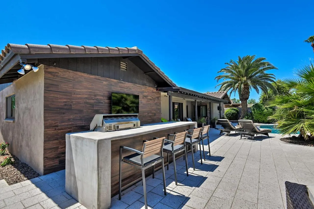 Holiday home Scottsdale Oasis With Outdoor Bar And Pool! Villa United States